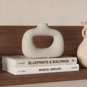 Ulis Ceramic Vase White